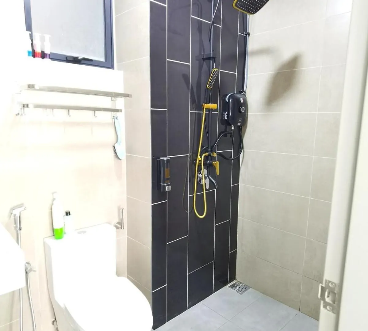 Mj Homestay 99 Batu Caves Kl North 99Residence 3R2B Kuala Lumpur 0*,